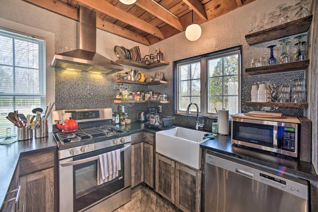 Charming Cottage With Yard - 2 Mi To Tinker St! 우드스톡 외부 사진